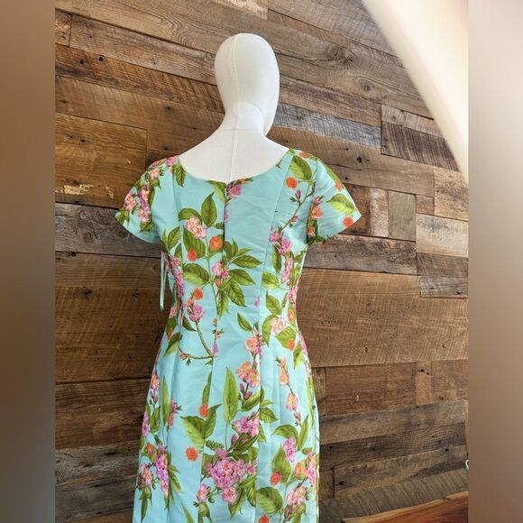 Talbots Floral Dress short sleeve, lightweight poly sheen  sz 4 - Picture 4 of 13